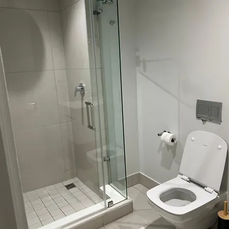 Thando'S Luxury Stays At Ellipse, Waterfall Midrand Exterior photo