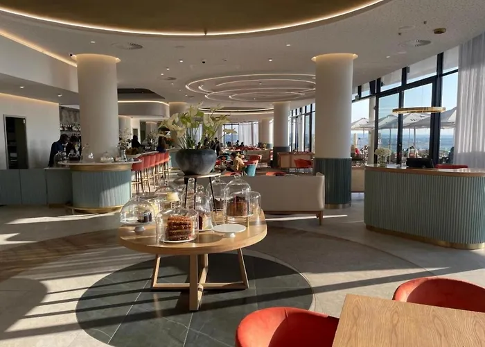 Thando\'S Luxury Stays At Ellipse, Waterfall